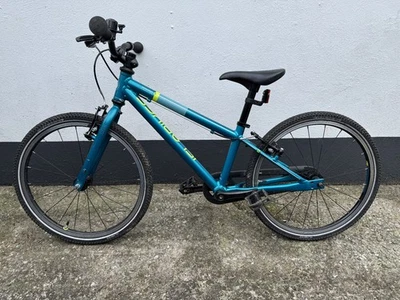Islabike Cnoc 20 Children's Bike in Teal Used, Trail Angel tow included for free - Image 1 of 4