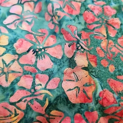 2 PC. Tela estampada verde petunia/hibisco flores naranjas en total de 1,5 yardas (3 yardas en total) Foto 1 de 3