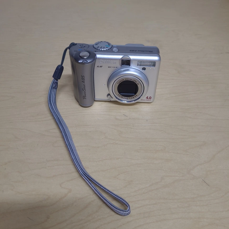 Винтажная цифровая камера Canon PowerShot A85 БЕЗ ПИТАНИЯ не включается как есть 4,0 Мп - Изображение 1 из 4