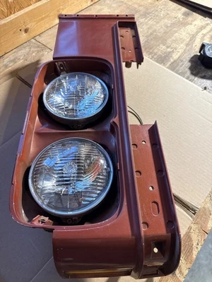 NICE 1975 Pontiac Grandville RH Passenger Side Headlight Housing Bucket Moulding - Image 1 of 4