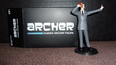 全新带盒 Archer Loot Crate 限定人偶 尺寸 5.9 x 4.5 x 2.1 英寸 — 第 1/4 张图片
