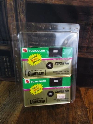 VTG EXPIRED 1989 Sealed Pair FUJICOLOR QUICKSNAP DISPOSABLE 35mm CAMERA w/ FILM - Image 1 of 4