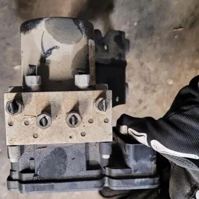 2017-2022 DODGE RAM 1500 Pickup ABS Brake Pump Module Assembly GENUINE OEM - Image 1 of 4