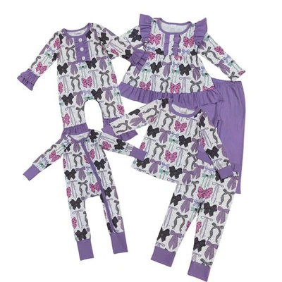 Conjuntos de trajes de pijama morados con lazos morados para hermanos bebés niñas Foto 1 de 4