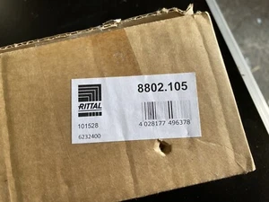 2x Rittal Profile for Cable Entry, Rear for TS, SE, CM, TP TS 8802.105 - Picture 1 of 3