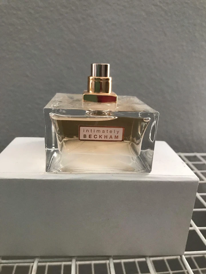 INTIMATELY BECKHAM MUJER 2,5 OZ/75 ML EDT SPRAY SIN CAJA/TAPA RARO DESCONTINUADO. Foto 1 de 1