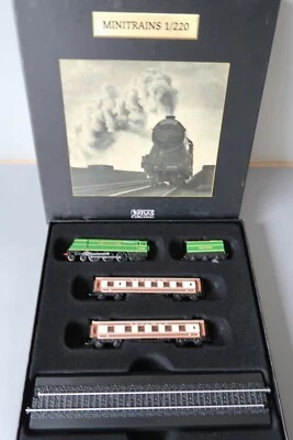 Minitrain Z Standmodell Zug Set Pullman Zug (AT008-7R7/1) - Bild 1 von 2