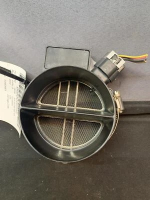 Fits 2002-2006 Chevrolet Avalanche 1500 Air Flow Meter OEM#:15904068 - Image 1 of 4