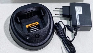 Battery Charger for MOTOROLA Radios CP200 EP450 CP040 CP140 CP180 DP1400 GP3688 - Afbeelding 1 van 4
