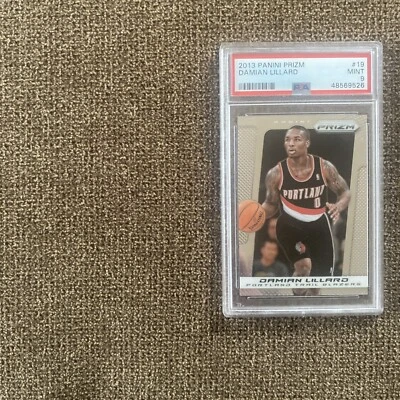 2013 PANINI PRIZM #19 DAMIAN LILLARD PSA 9 MINT - Image 1 of 2