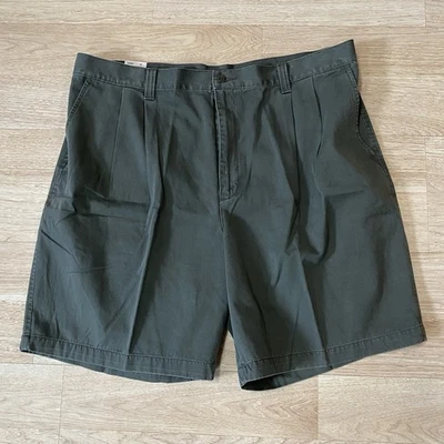 Pantalones Cortos Dockers Para Hombre 42 Silenciados Verde-Gris Plisados Clima Gab Aire Libre Atletismo Foto 1 de 4