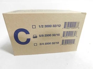 Uline Manual Carton Box Staples 1-1/4" X 5/8" Staples S-289 Box of 2,500 Staples - Picture 1 of 4