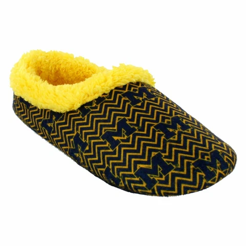 Michigan Wolverines Comfy Feet Chevron Slip On Slippers Cover