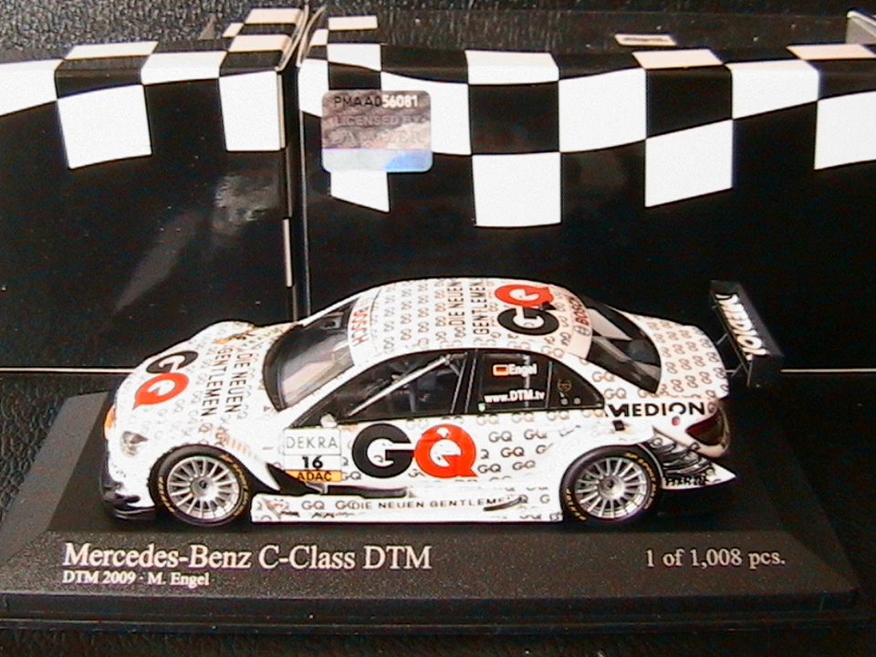 Mercedes Clase C #16 DTM 2009 Team GQ AMG Maro Engel Minichamps 400093816 1:43 Foto 1 de 1