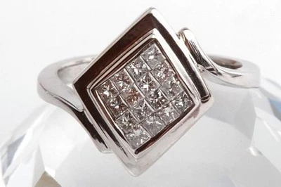 Diamond Ring 0,32ct Princess Cut 16 Diamonds 750 18K White Gold Foto 1 de 4