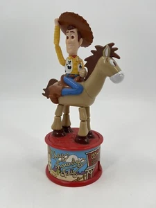 Dispensador de caramelos Toy Story 2 "Woody" 1999 funciona - Imagen 1 de 8