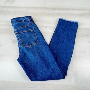 Art Class Girls Jeans 10 Straight Leg Distressed Denim Frayed Adjustable Waist - Picture 1 of 11
