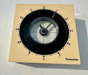 National Panasonic TG-451 battery powered Alarm Clock - Picture 1 of 7