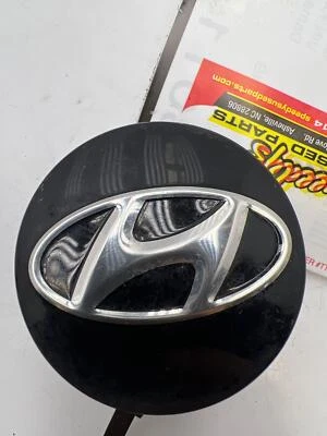 Tapa central de llantas de aleación Hyundai Elantra Veloster Ioniq 14-22 negra 52960-3X500 Foto 1 de 2