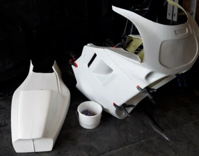 Suzuki GSXR 1100 M GSXR1100 Slingshot Fairing Panels Set Fiberglass 1988/90 New  - Image 1 of 4