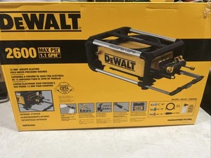 Lavadora eléctrica a presión de agua fría DeWALT DWPW2600 2.600 PSI TOTALMENTE NUEVA 13a - Imagen 1 de 12