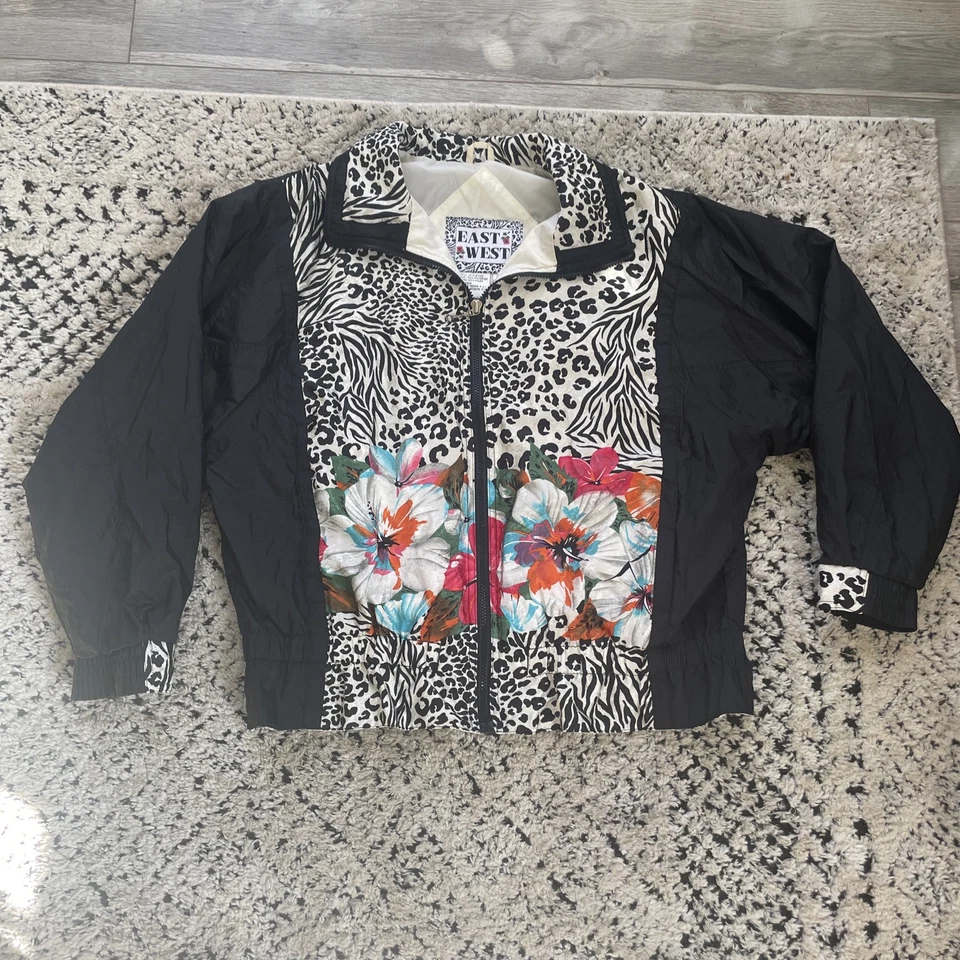 Chaqueta Cortavientos East West Vintage Estampado Animal Floral Nylon Talla M Foto 1 de 4