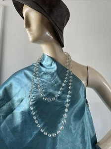 Collana lunga vintage anni '20 32 pollici perle in vetro o cristallo - Foto 1 di 7
