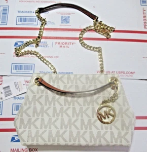 MICHAEL KORS JET SET KETTE ITEM MEDIUM MESSENGER VINILLA/GOLD UPC #889154028005 - Bild 1 von 10