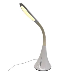 Lámpara de Escritorio LED UltraBrite 3 Colores Temperatura 7-Nivel de Brillo y USB SL9067-2 - Imagen 1 de 10