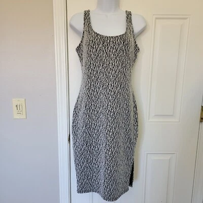 Sexy Vestido Bar III Negro Blanco Sin Mangas Cremallera Trasera Bodycon Elástico Talla S Foto 1 de 4