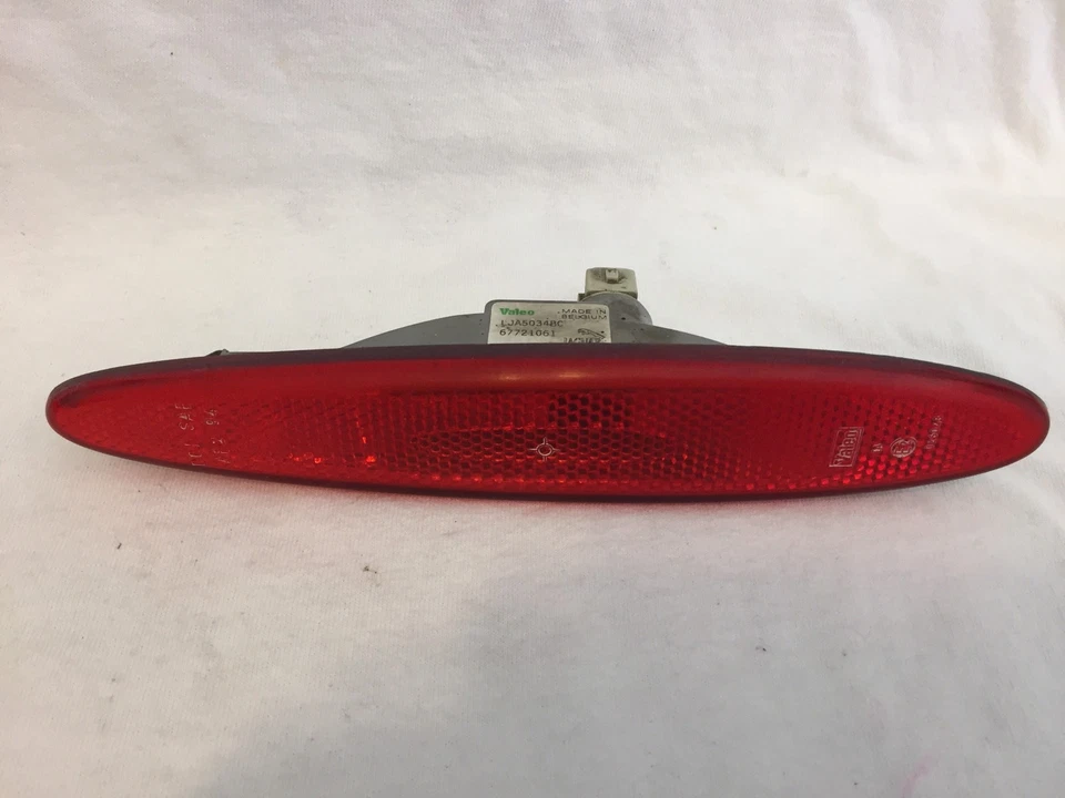 Luz de señalización trasera derecha o izquierda Jaguar XK8 XKR 1997-2006 LJA5034BC Foto 1 de 4