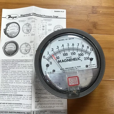 Dwyer 2001D C, W50S AM, Magnehelic Differential Pressure Gauge,15 PSIG - Image 1 of 4