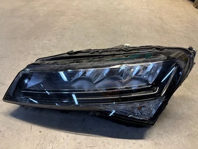 Skoda Superb LED Scheinwerfer links 3V1941015C - Bild 1 von 4