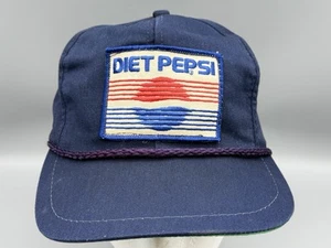 De Colección Diet Pepsi K Marca Denim Jean Sombrero Cuero Correa Marca K Años 80’s EE. UU. Cuerda - Imagen 1 de 9