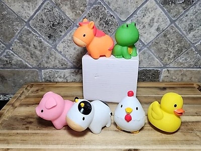 Juguete de baño Munchkin Ocean Squirts, lote de 6 cerdo pato rana caballo vaca gallina Foto 1 de 4