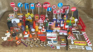 GROSSPACKUNG KONVOLUT KUNSTSTOFF & METALL ZUBEHÖR - MASSSTAB ZUG MODELLBAU SCHILDER KEGEL FAHNEN - Bild 1 von 11