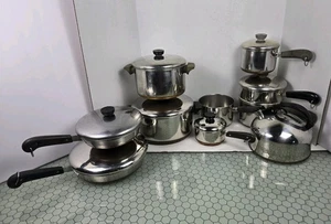 Revere Ware 1801 Kupferboden 17-teiliges Set Wasserkocher, Pfannen, Bohnentöpfe, Dampfgarer - Bild 1 von 22
