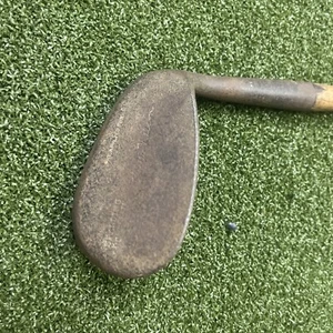 Golf Club. - Picture 1 of 12