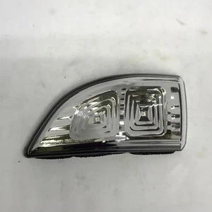 Side Mirror Signal Lamp for 2010 2011 2012 2013 2014 Kia Sedona Carnival - Picture 1 of 18