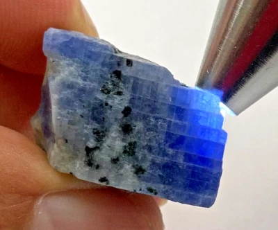 59CT. Rough Blue Sapphire Top Colors Natural UnHreated 100% - Image 1 of 4