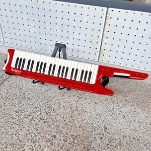 Roland AX-1 Red Keyboard Keytar MIDI Controller Musical Instrument 45-Key Used - Bild 1 von 20