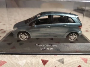 Mercedes Benz Clase B Minichamps 1/43 - Imagen 1 de 3