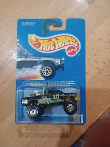 1992 Hot Wheels Nissan Hardbody Blue Card #131 (CCT Wheels) - Picture 1 of 7