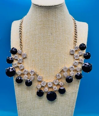 Collar Talbots Negro y Transparente Estrás Declaración Tono Dorado Firmado Etiqueta Colgante Foto 1 de 4