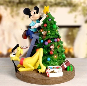 Precious Moments Mickey Mouse Pluto Chip Dale Trimm Weihnachtsbaum LED 241702 - Bild 1 von 4