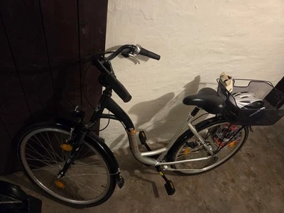 Damenfahrrad 28 Zoll 5 Gang - Bild 1 von 3