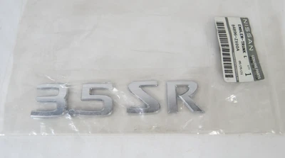 2010 Nissan Altima 3.5SR emblema porta-malas traseiro emblema cromado símbolo logotipo original do fabricante - Imagem 1 de 4