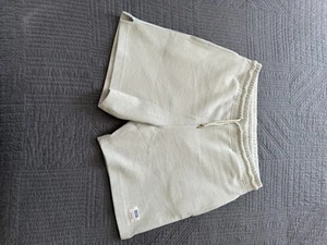 Hugo Boss Stretchy Dress Shorts Sz M - Picture 1 of 1