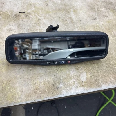2010 GMC Acadia Rear View Mirror Auto Dimming OEM Working - Image 1 of 3