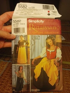 Simplicity Pattern 5582 Sz 4-10 Misses Renaissance Gown Dress Costume Uncut NEW  - Picture 1 of 12